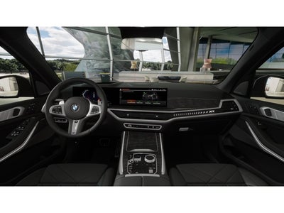 2026 BMW X7 Base