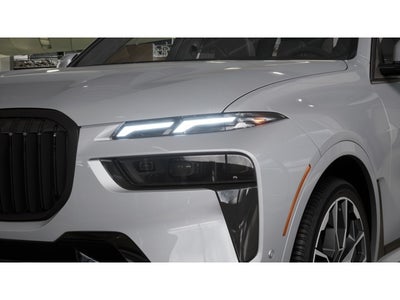 2026 BMW X7 Base