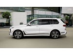 2027 BMW X7 Base