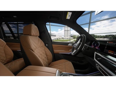 2027 BMW X7 Base