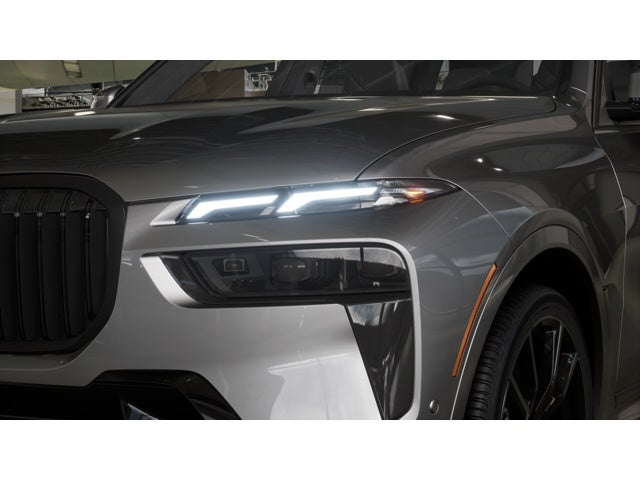 2026 BMW X7 Base