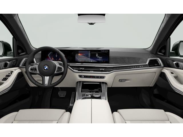 2027 BMW X7 Base