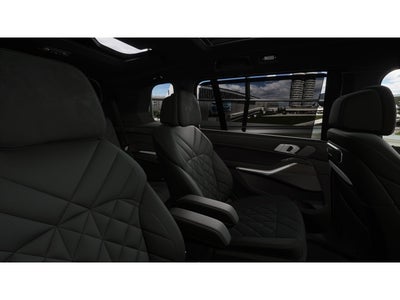 2026 BMW X7 Base
