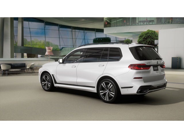 2026 BMW X7 Base
