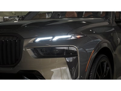 2026 BMW X7 Base