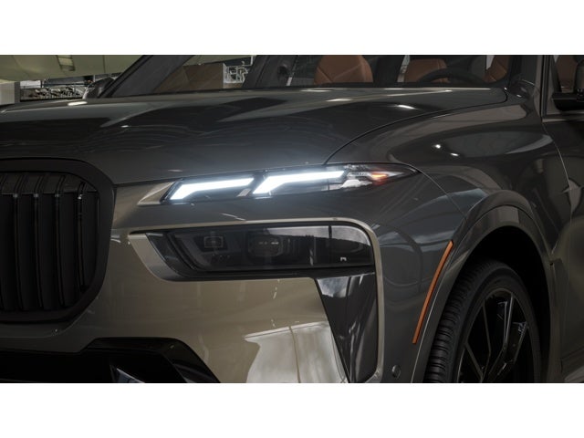 2026 BMW X7 Base