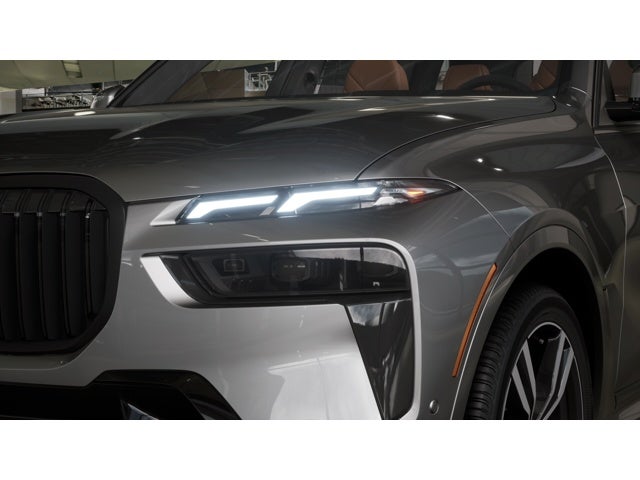2026 BMW X7 Base