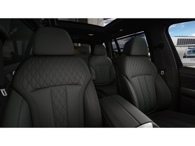 2027 BMW X7 Base