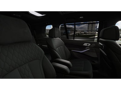 2027 BMW X7 Base