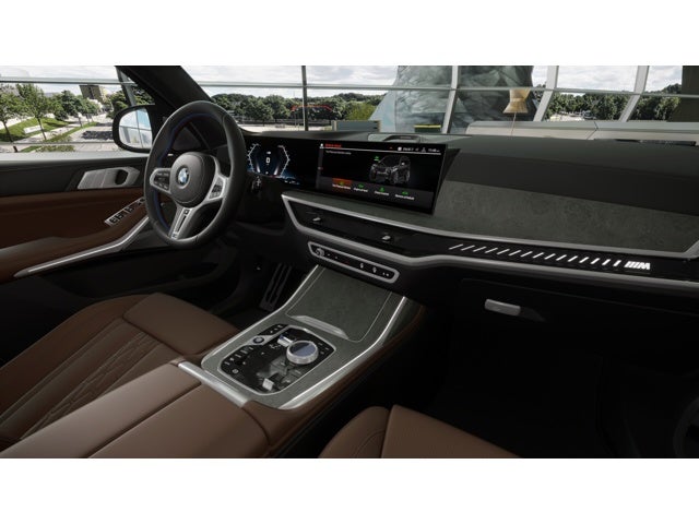 2026 BMW X7 Base