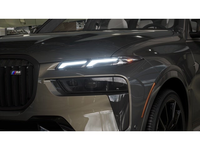 2027 BMW X7 Base