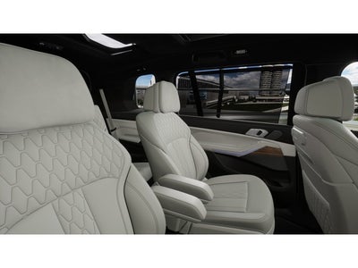 2027 BMW X7 Base