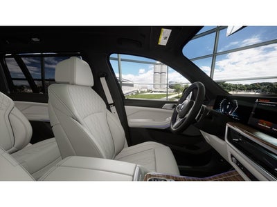 2027 BMW X7 Base