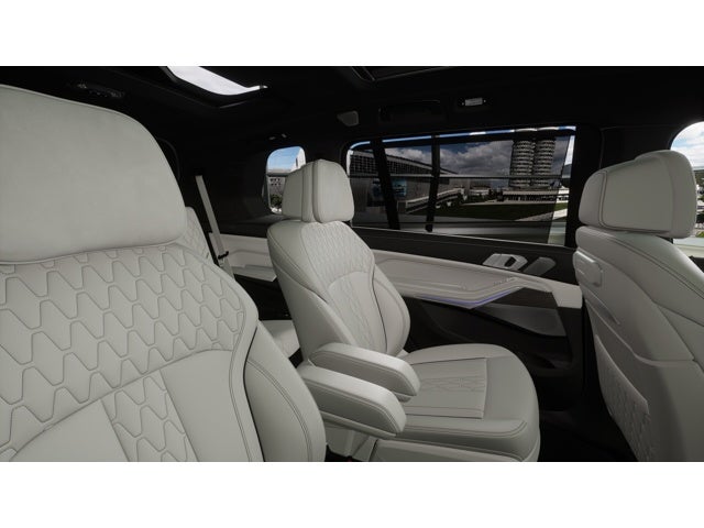 2027 BMW X7 Base