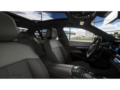 2027 BMW 550e Base