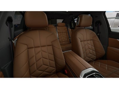 2026 BMW 750e xDrive Base
