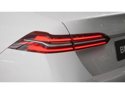 2027 BMW 530i Base