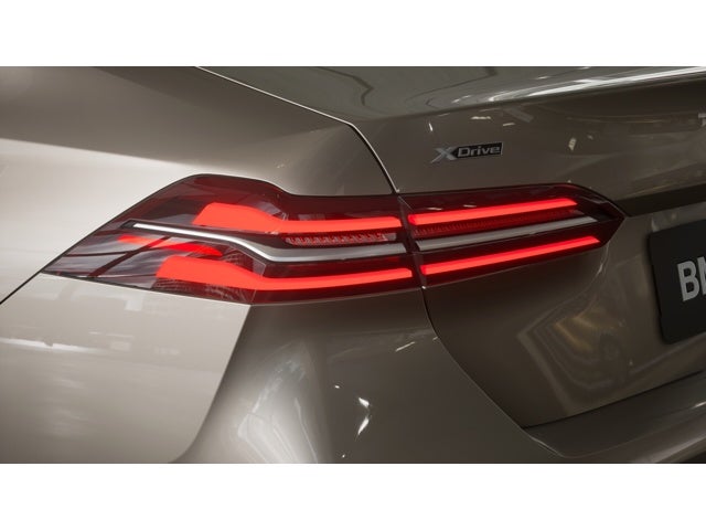 2027 BMW 530i Base