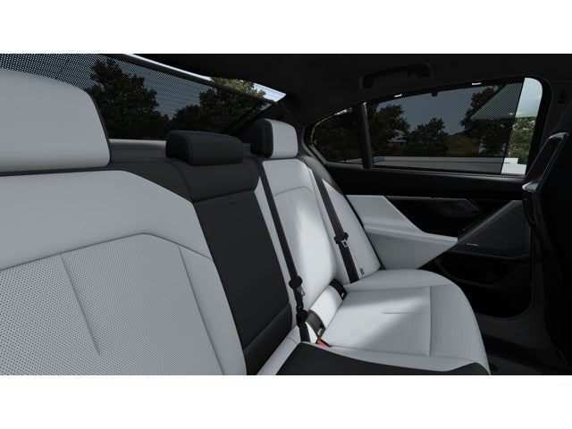 2027 BMW M5 Base