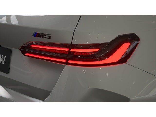 2027 BMW M5 Base