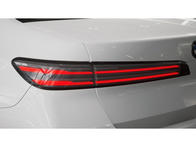 2027 BMW i7 Base