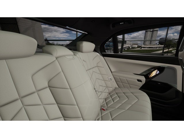 2027 BMW i7 Base