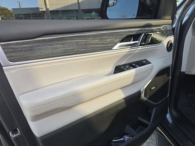 2022 Jeep Wagoneer Series III