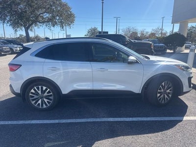2020 Ford Escape Titanium Hybrid