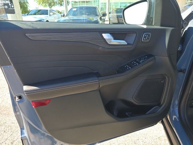 2026 Ford Escape Platinum