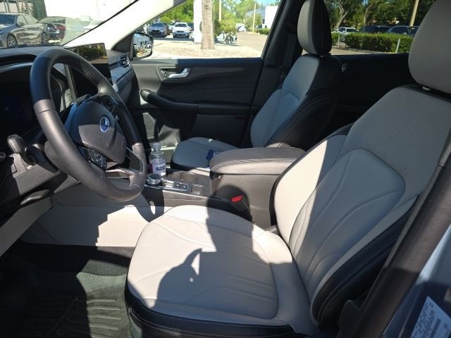 2026 Ford Escape Platinum