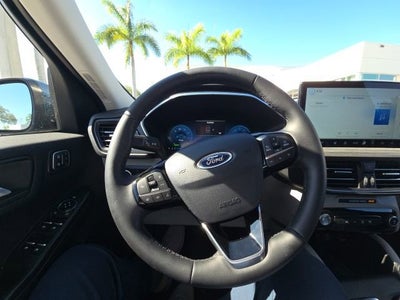 2026 Ford Escape Platinum