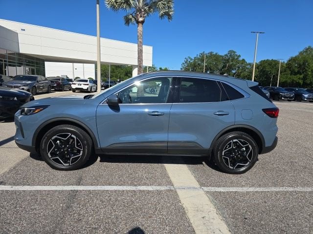 2026 Ford Escape Platinum