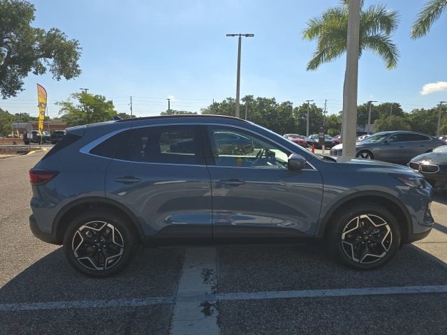 2026 Ford Escape Platinum