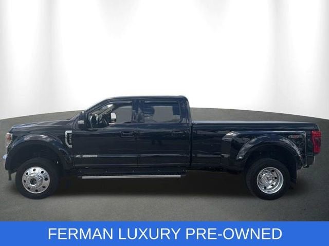 2022 Ford Super Duty F-450 DRW LARIAT