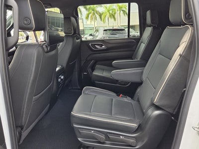 2024 GMC Yukon XL SLT