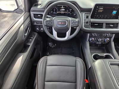 2024 GMC Yukon XL SLT