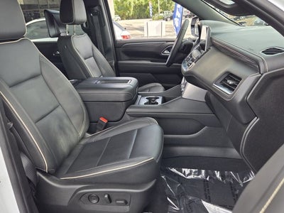 2024 GMC Yukon XL SLT