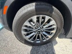 2025 Cadillac XT4 FWD Premium Luxury