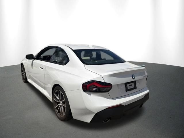 2024 BMW 2 Series 230i