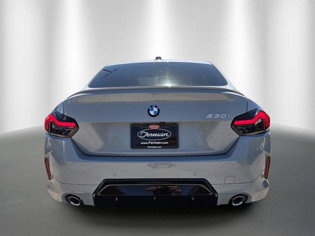2026 BMW 230i 230i