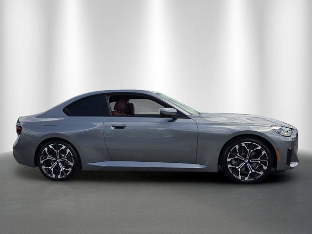 2026 BMW 230i 230i