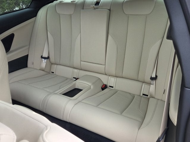2026 BMW 230i 230i