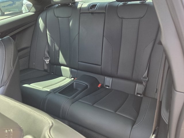 2026 BMW 230i 230i
