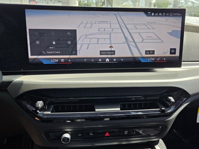 2026 BMW 230i 230i