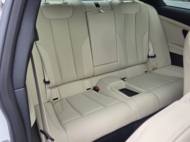 2026 BMW 230i 230i