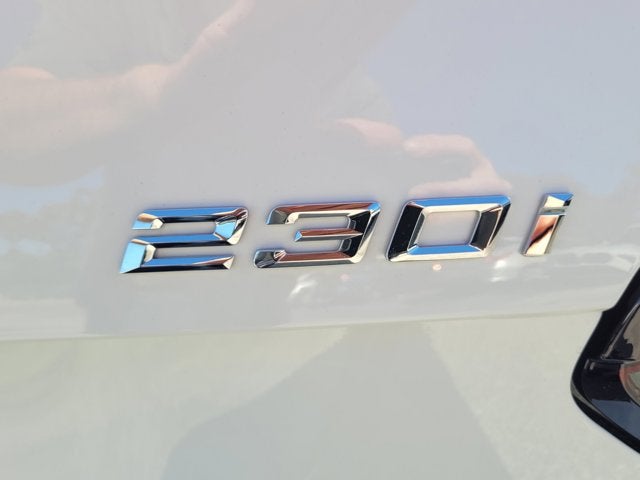2026 BMW 230i 230i