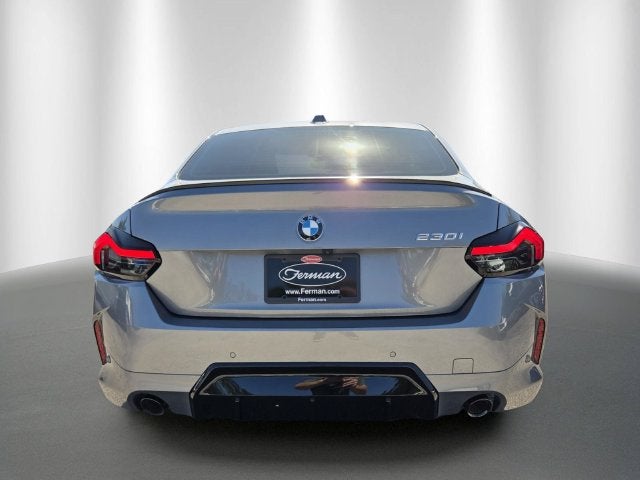 2026 BMW 230i 230i