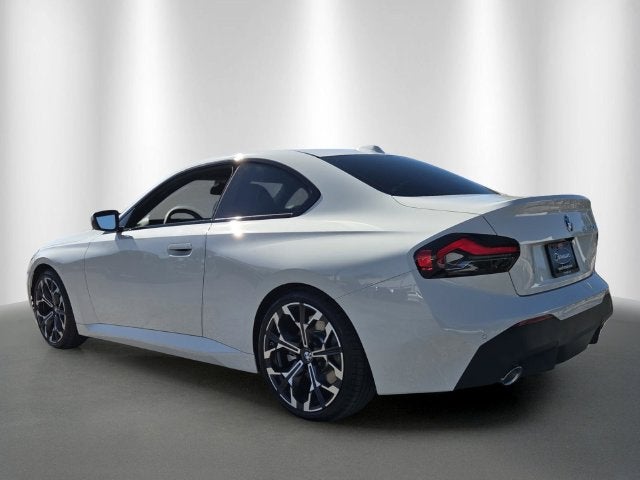 2026 BMW 230i 230i