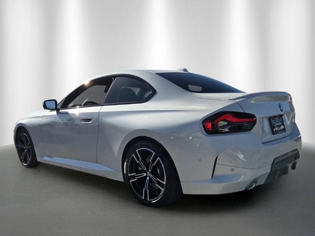 2026 BMW 230i 230i