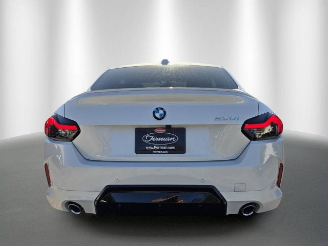 2026 BMW 230i 230i